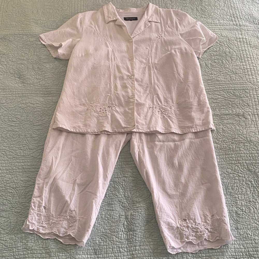 Vintage White Linen Set - Picture 1 of 12